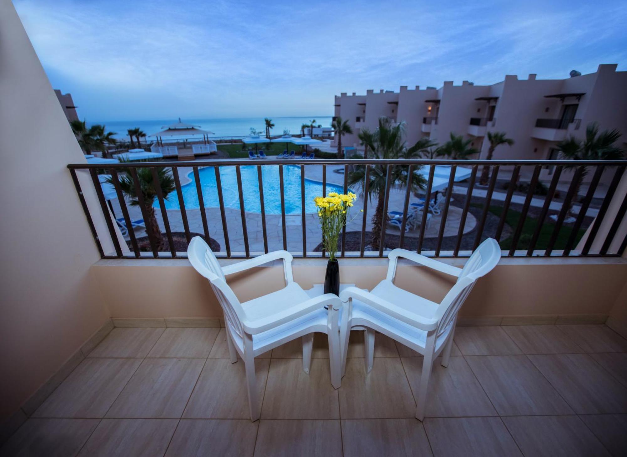 Sky View Suites Hotel Hurghada Exterior photo